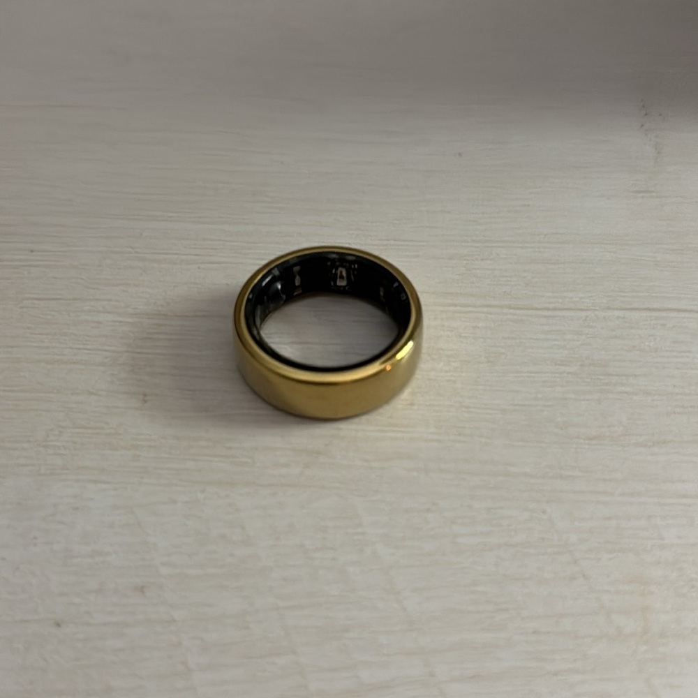 Gold Horizon Oura ring gen 3, size 9
